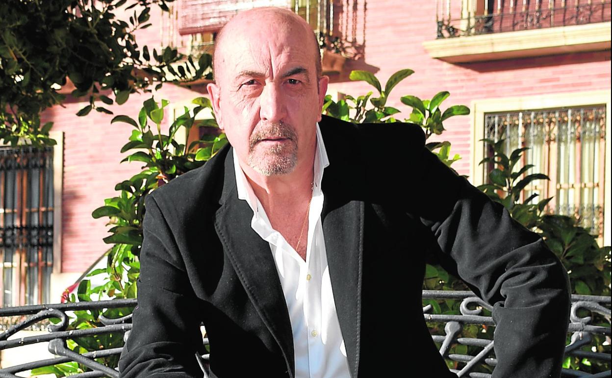 Miguel Sánchez Robles, multipremiado autor caravaqueño. 