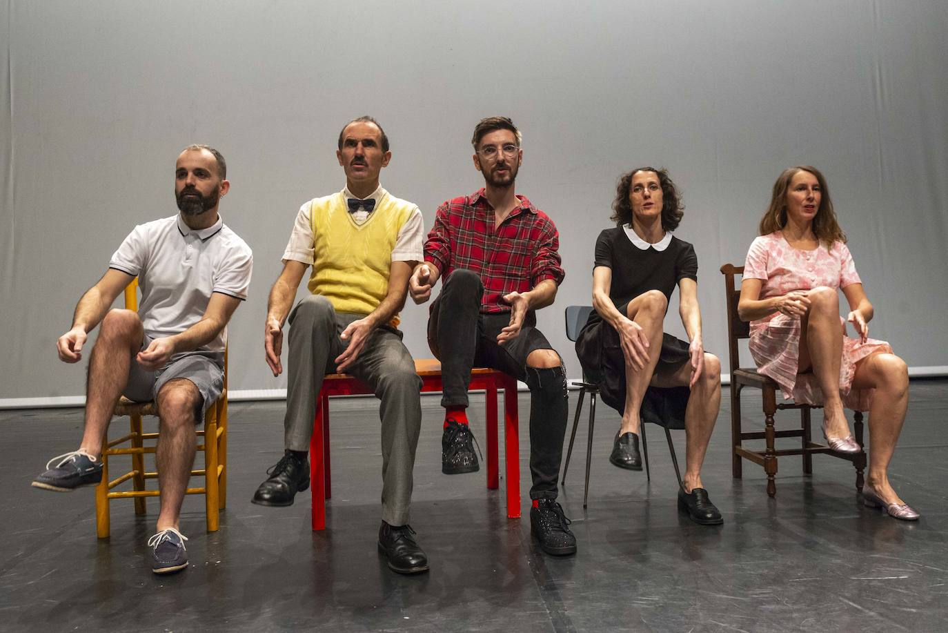 Fotos: El Centro Párraga danza con ‘El resistente y delicado hilo musical’ de Amalia Fernández