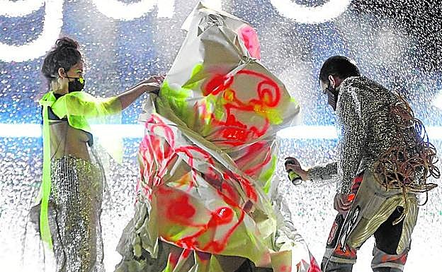 Intervención para anunciar el premio al mejor relato.