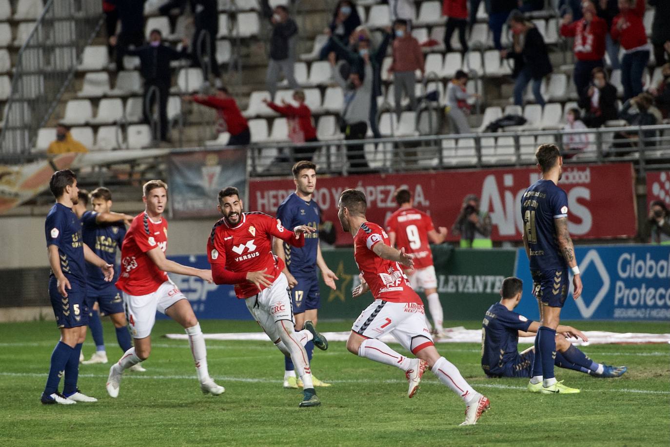 Fotos: Las imágenes del Real Murcia - UCAM CF