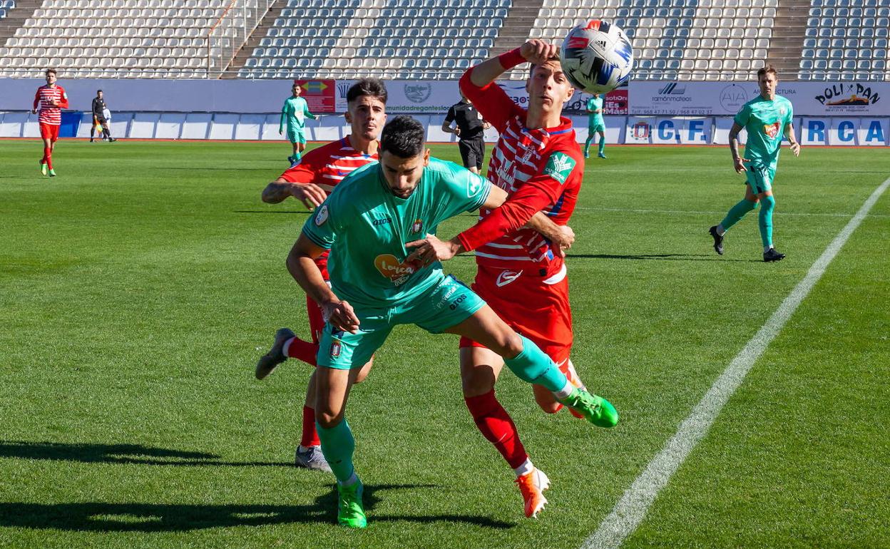 Instante de la última jornada del Lorca Deportiva ante el Granada B.