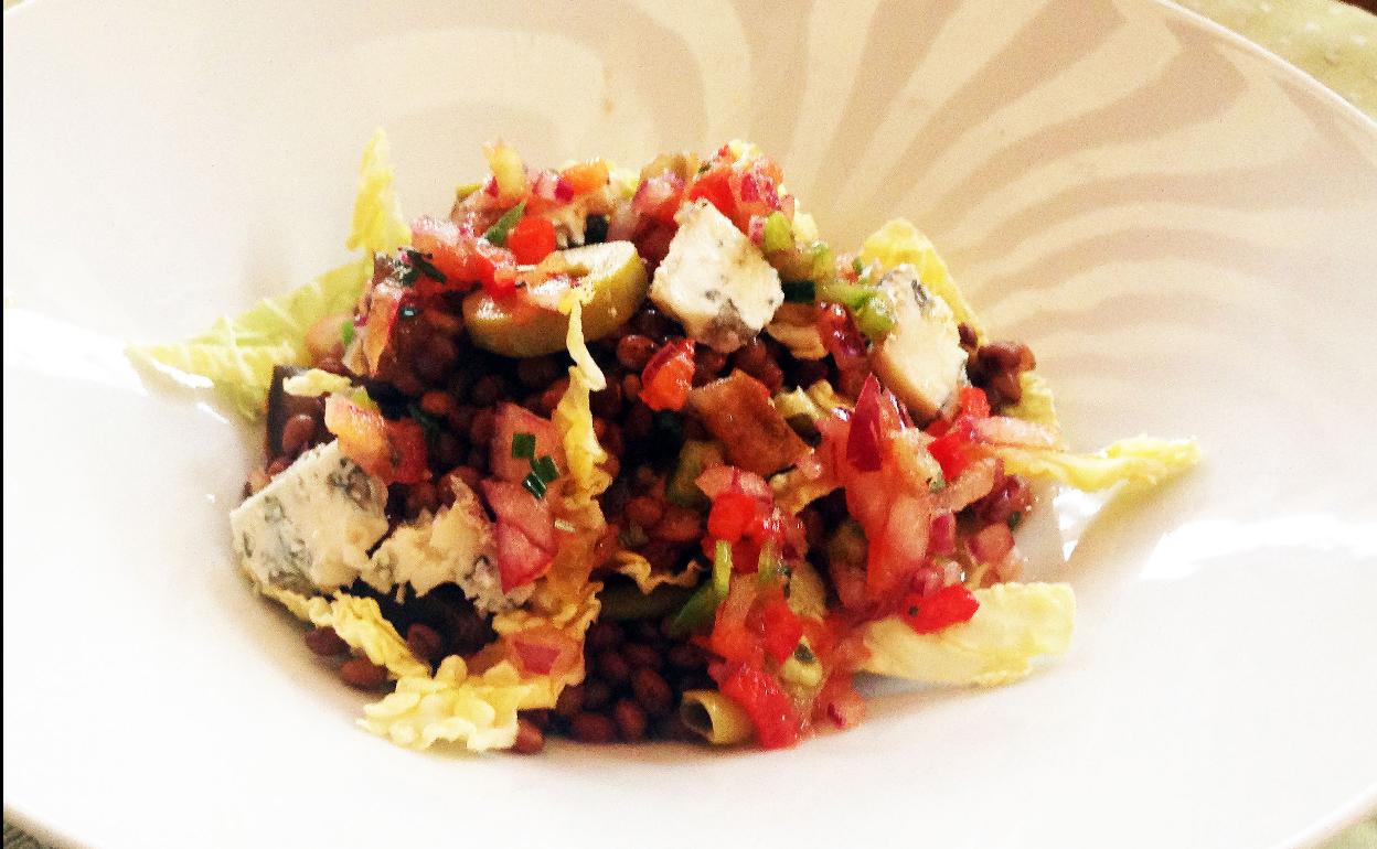 Ensalada de lentejas y col
