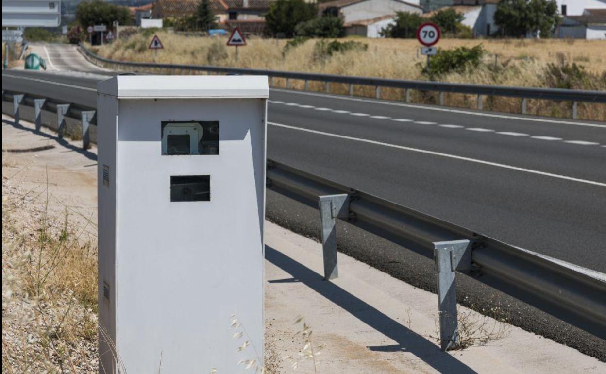 Un radar de la DGT en una foto de archivo.