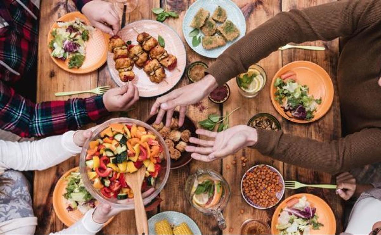 Los alimentos que están más baratos (y los más caros) para preparar la cena y la comida de Navidad