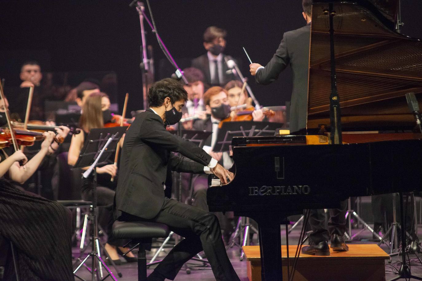 Fotos: Celebran los 250 años de Beethoven en el Teatro Circo