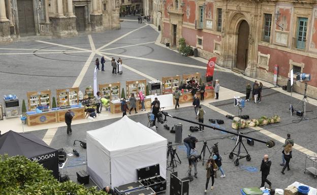 El programa 'MasterChef' grabó una prueba en la Plaza de Belluga, el pasado enero. 