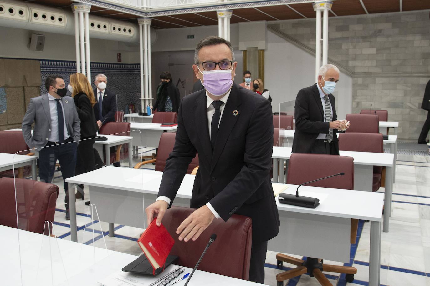 Fotos: La Asamblea plantea un pacto regional que aspire al consenso y la excelencia en la educación