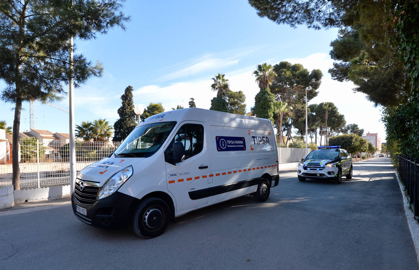 Fotos: La vacuna contra el coronavirus llega a la Región de Murcia