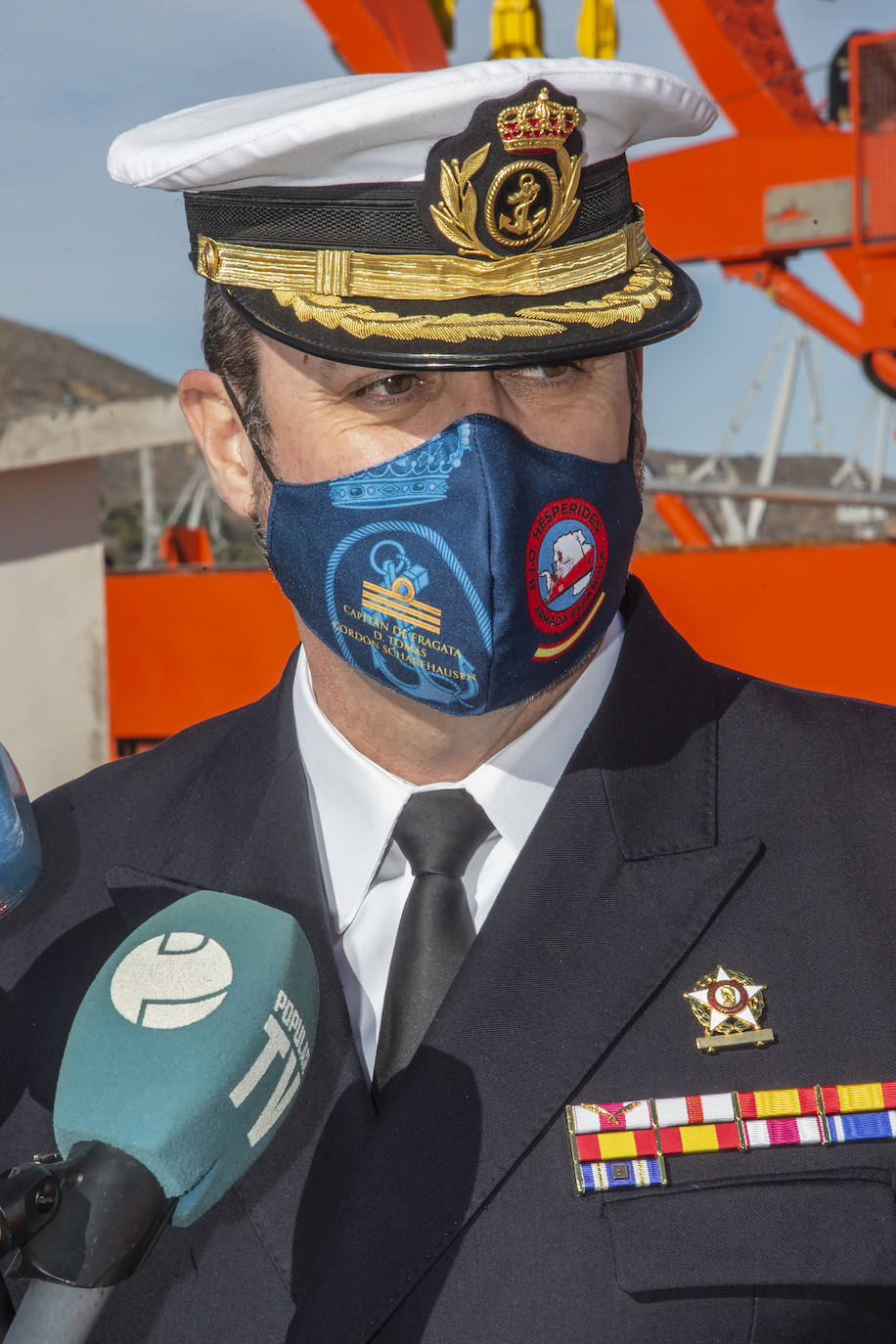 Fotos: El buque &#039;Hespérides&#039;, de la Armada Española, sale hacia la Antártida