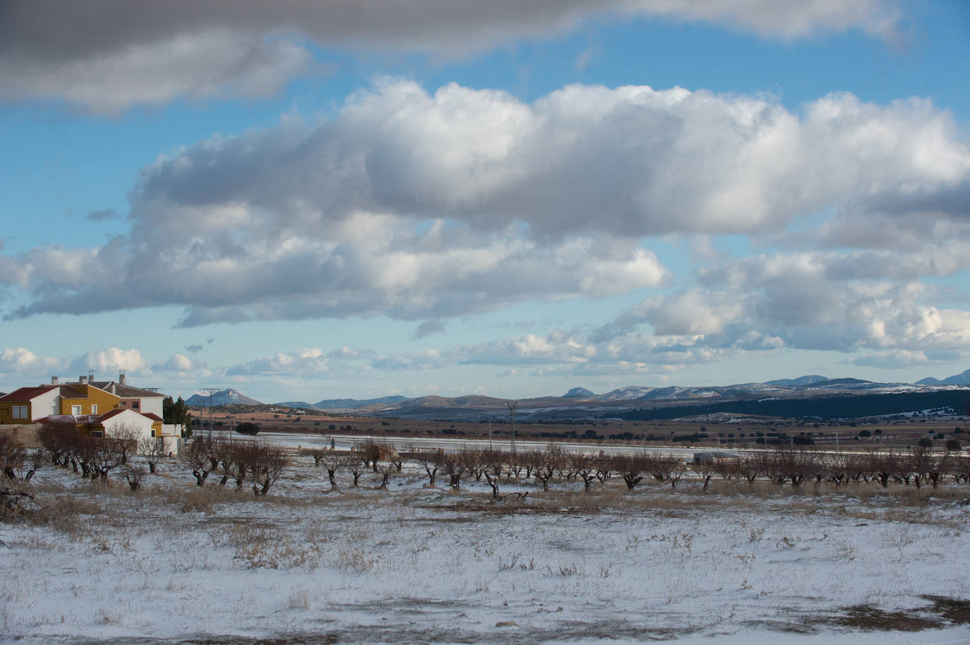 Fotos: El 2021 llega con nieve a Moratalla y Caravaca