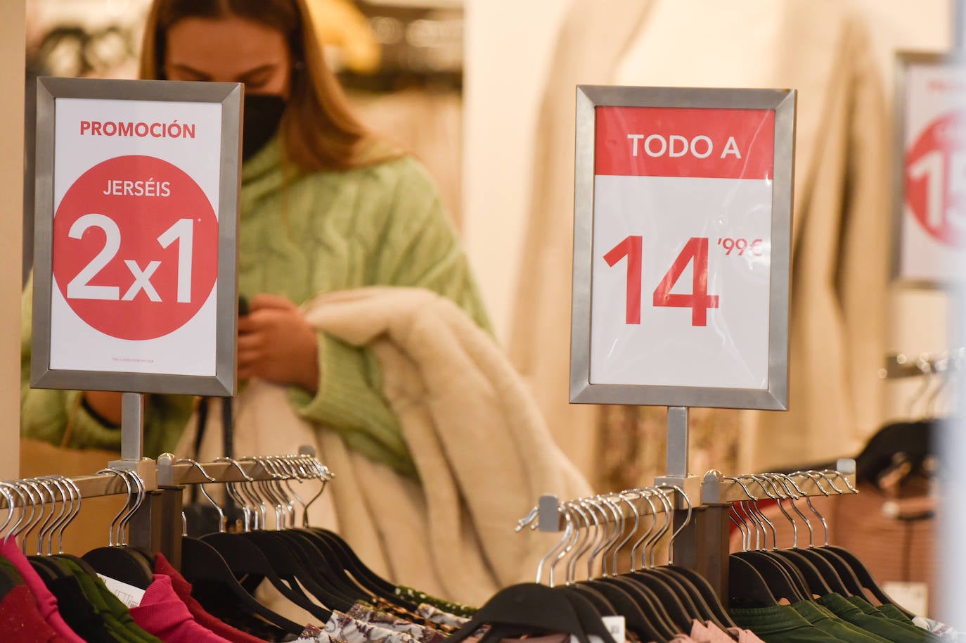 Fotos: Las rebajas generarán más de 20.000 empleos en la Región