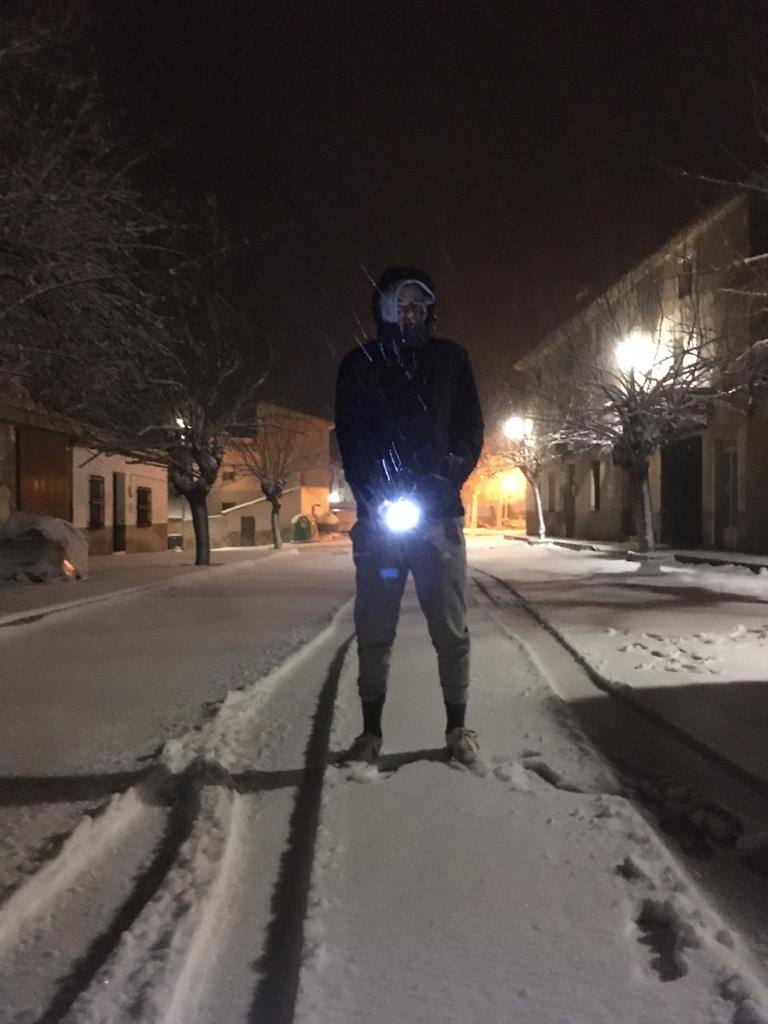 Nieve en Cañada de la Cruz, durante la madrugada de este jueves.