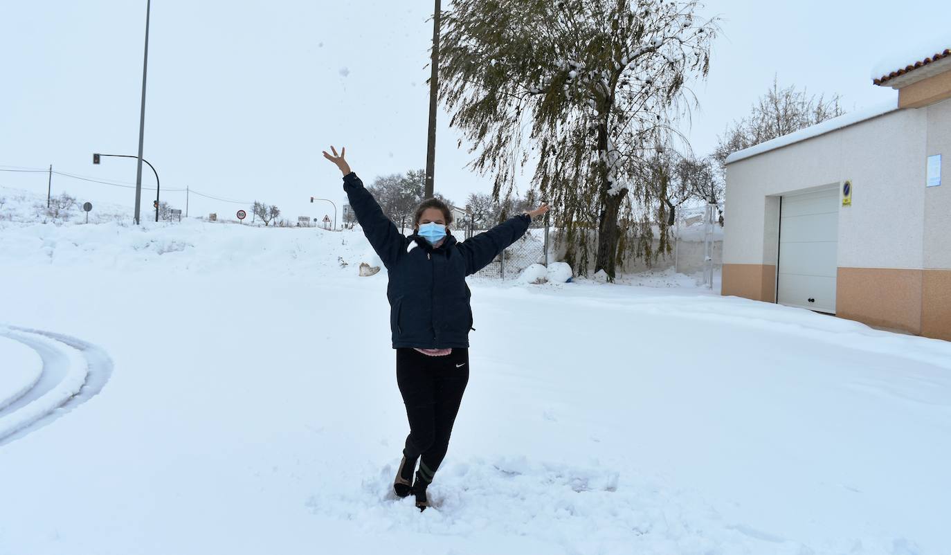 Fotos: La nieve pinta de blanco el Noroeste de la Región de Murcia