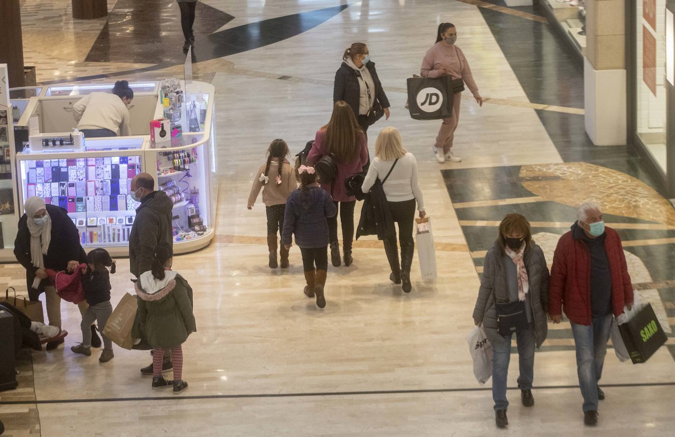 Fotos: Malas perpectivas en las rebajas de Cartagena