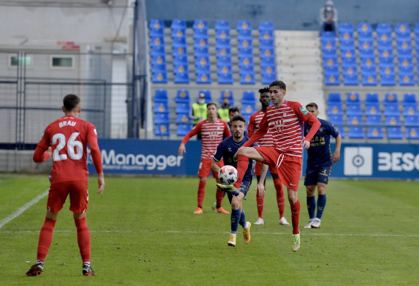 Fotos: La victoria del UCAM sobre el Recreativo Granada, en imágenes