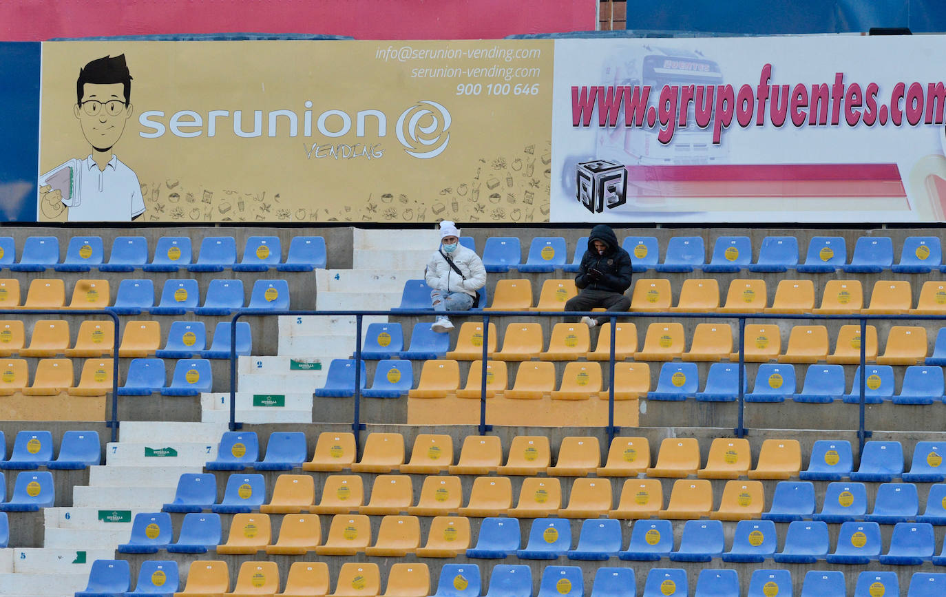 Fotos: La victoria del UCAM sobre el Recreativo Granada, en imágenes