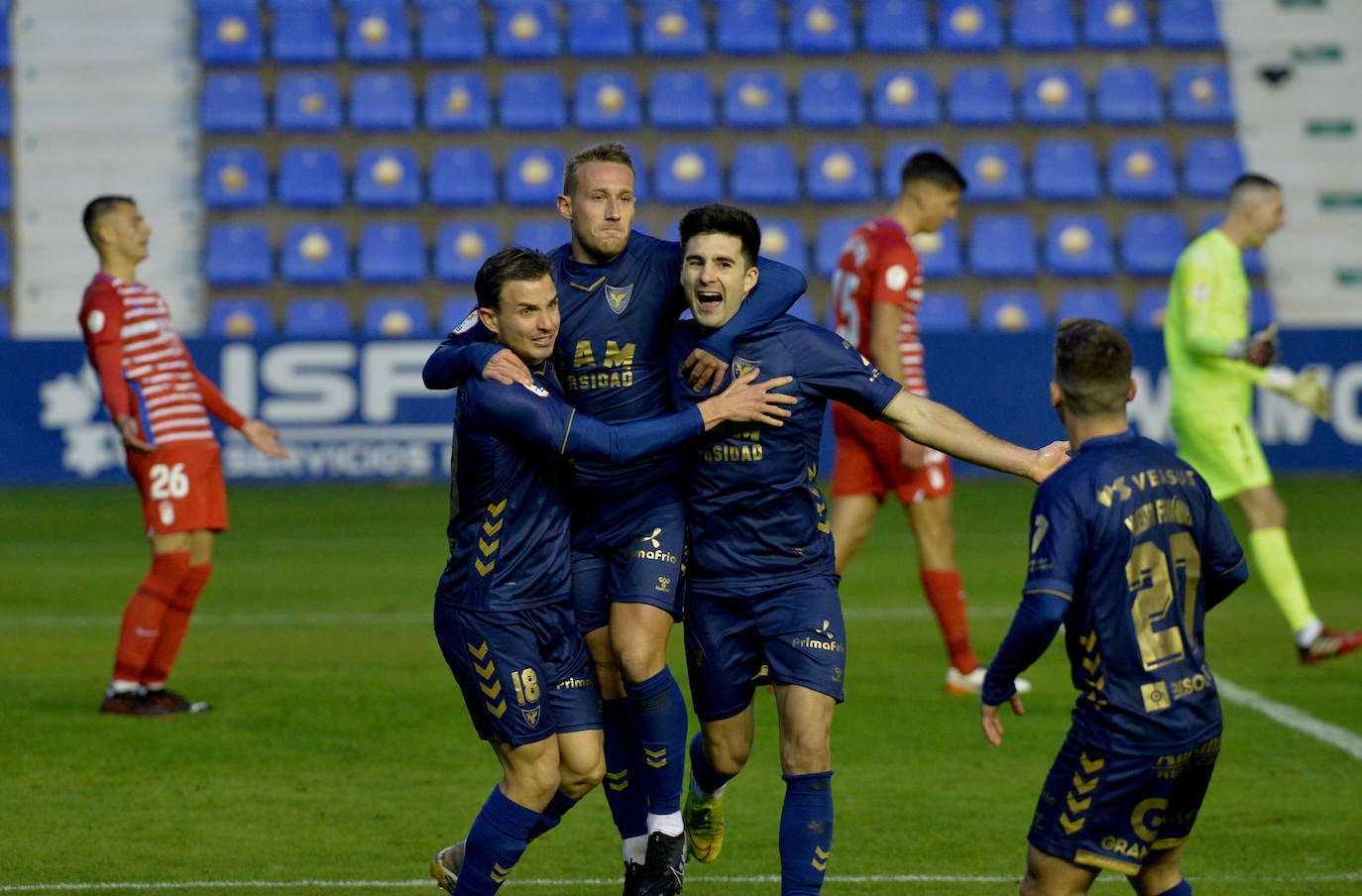 Fotos: La victoria del UCAM sobre el Recreativo Granada, en imágenes
