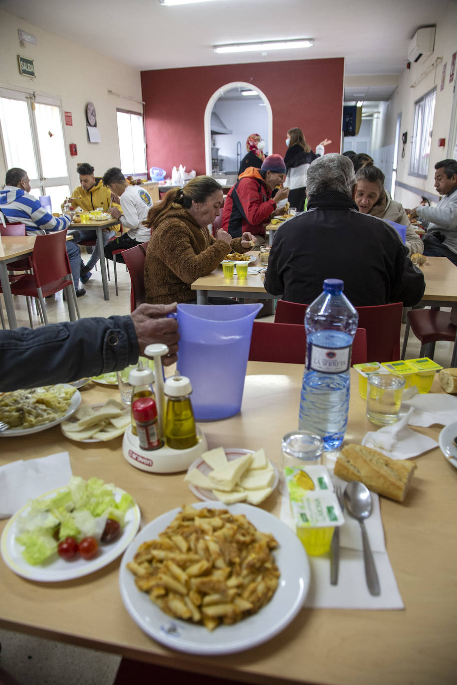 Fotos: Más de 1.100 personas reciben ayuda social en Cartagena por la ola de frío