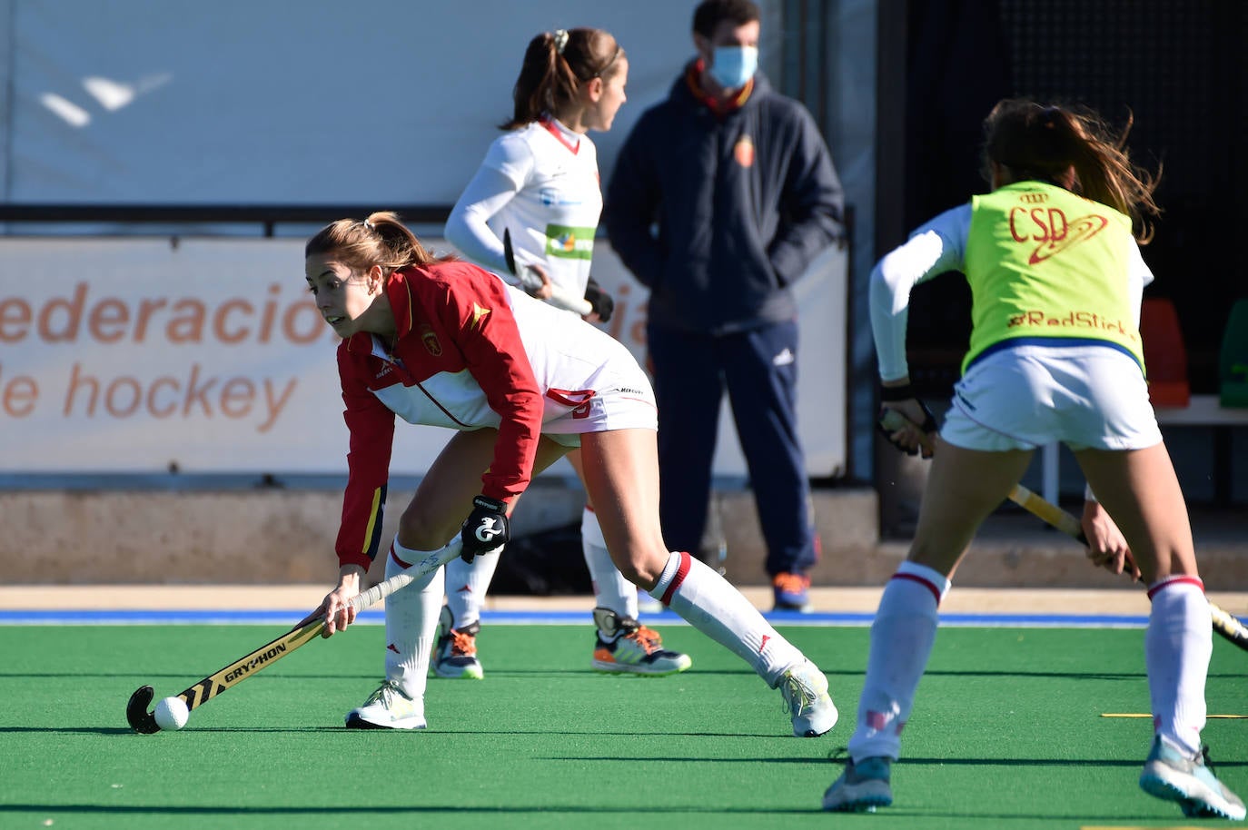 Fotos: La selección de hockey disfruta en Santomera