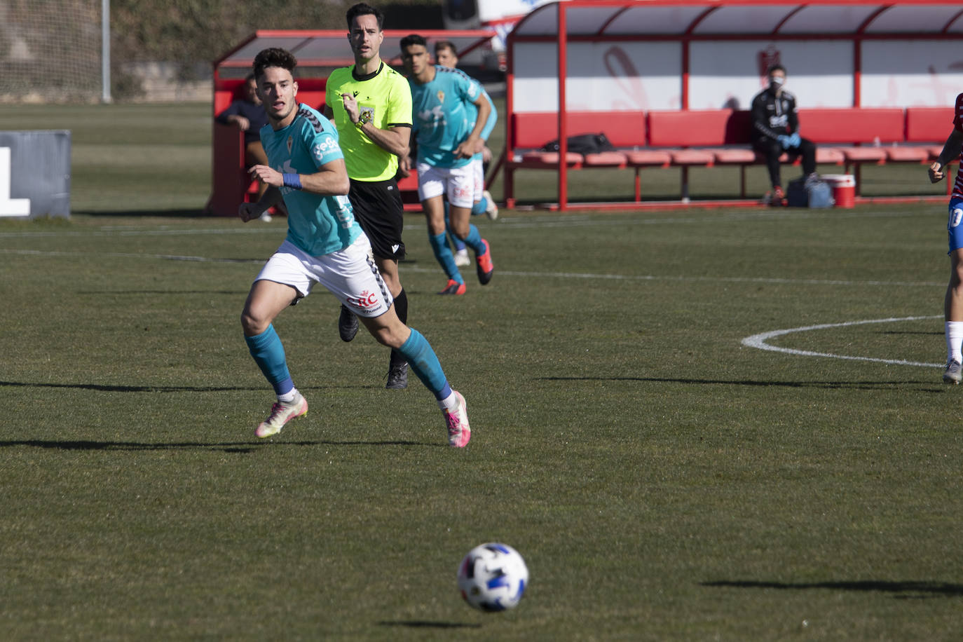 Fotos: El Murcia logra un triunfo de oro en Granada