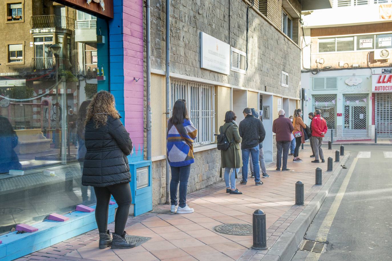 Fotos: Vacunación de profesionales sanitarios en Murcia