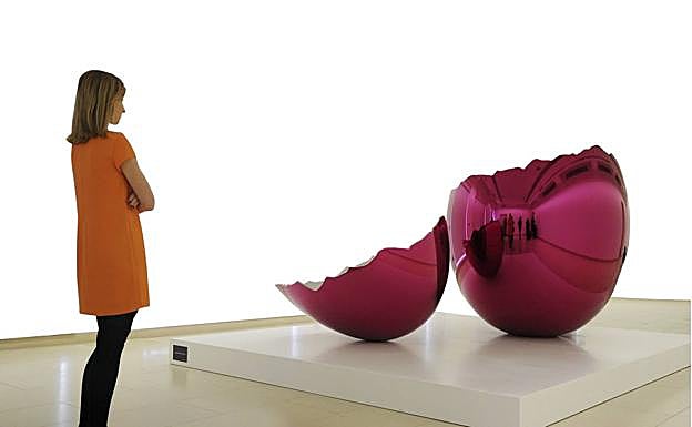 'Huevo roto. Magenta'. Obra de Jeff Koons. 