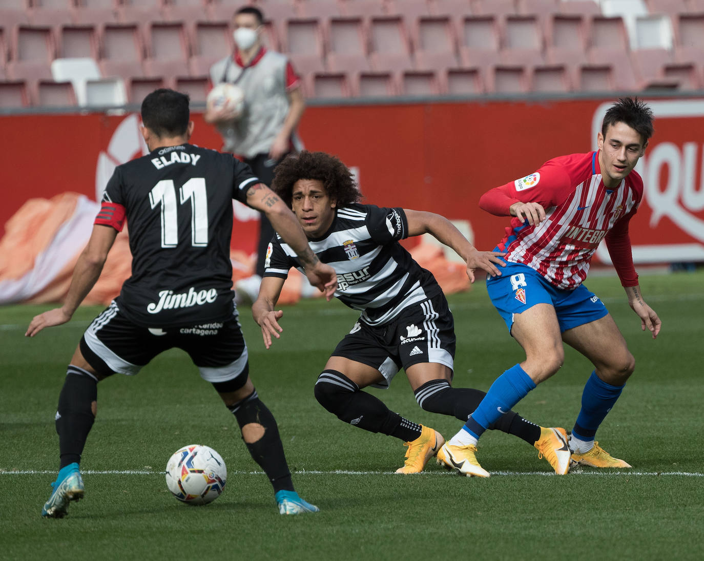 Fotos: Las imágenes del Sporting - FC Cartagena