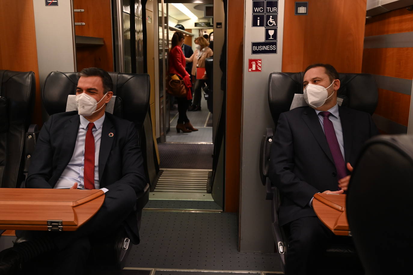 Fotos: Inauguración de la línea de AVE Orihuela-Madrid que contó con la presencia de Pedro Sánchez