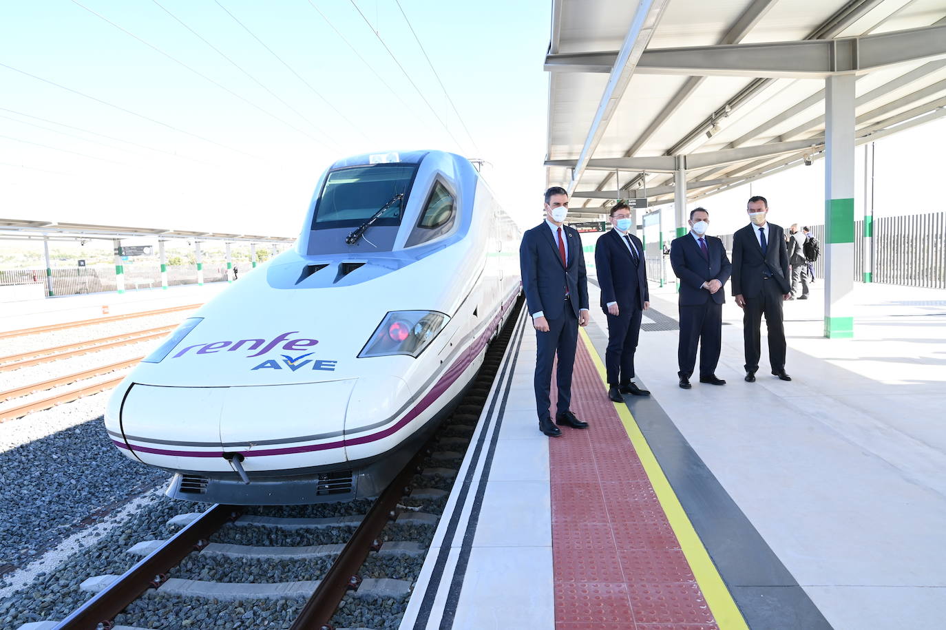 Fotos: Inauguración de la línea de AVE Orihuela-Madrid que contó con la presencia de Pedro Sánchez