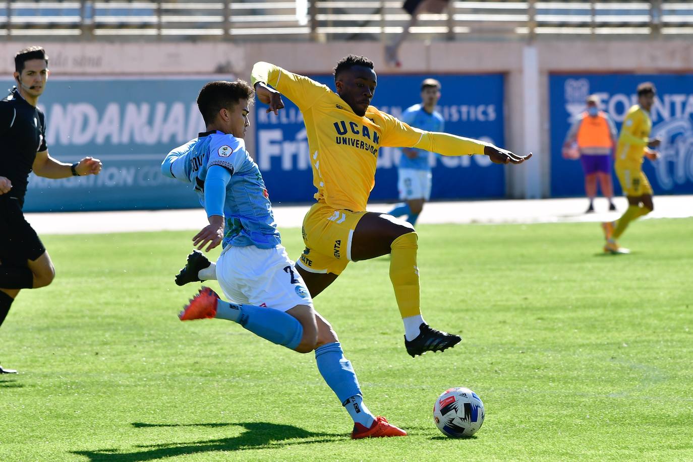 Fotos: La falta de puntería condena a un UCAM que no sale de su mala racha