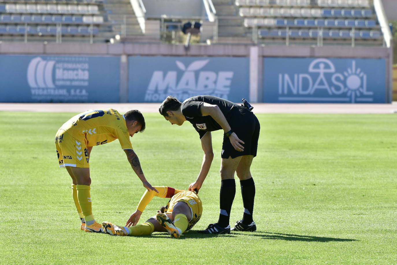 Fotos: La falta de puntería condena a un UCAM que no sale de su mala racha