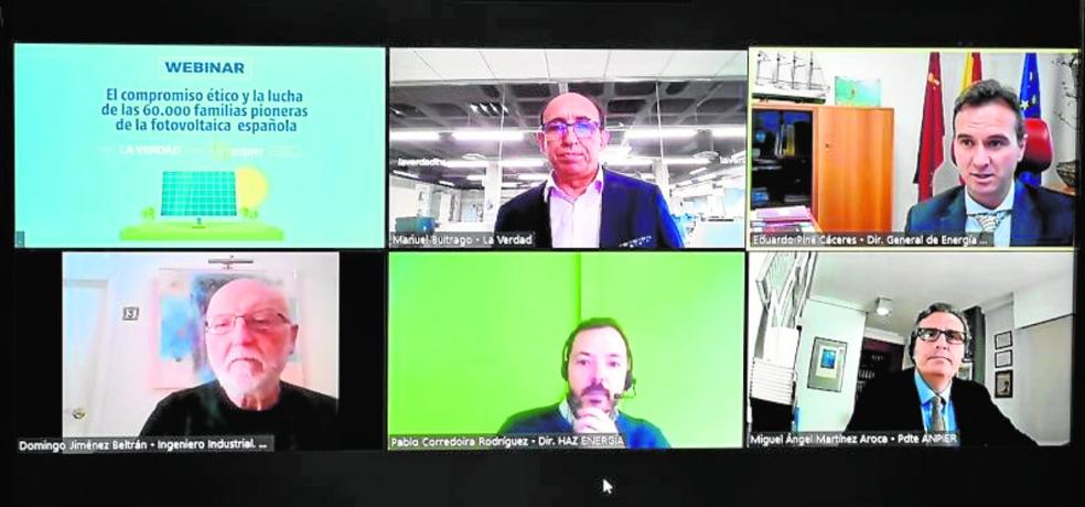 p El periodista Manuel Buitrago moderó el 'webinar' en el que participaron Eduardo Piné, Domingo Jiménez, Pablo Corredoira y Miguel Ángel Martínez-Aroca. 