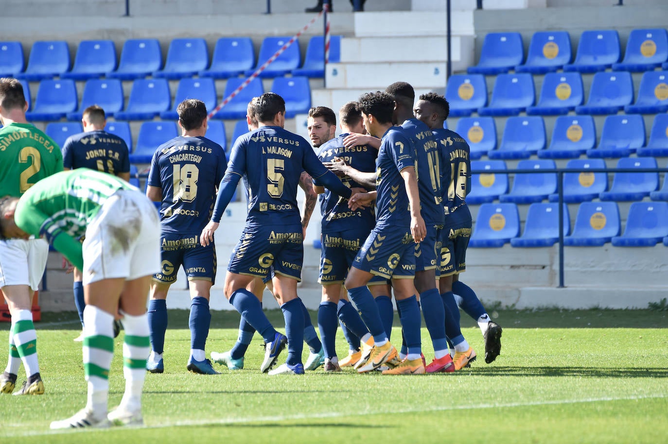Fotos: El empate entre el UCAM Murcia CF y el Betis, en imágenes