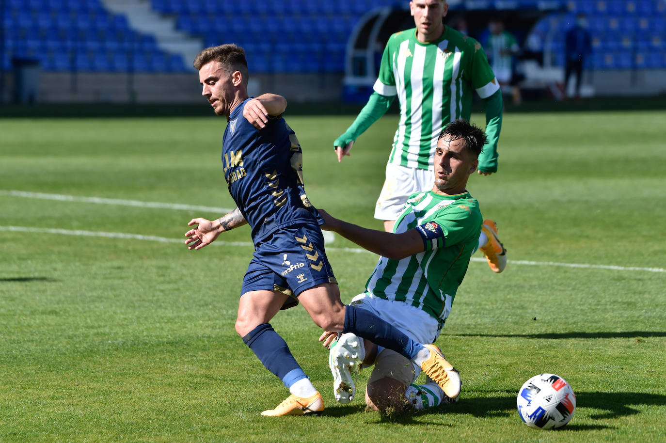 Fotos: El empate entre el UCAM Murcia CF y el Betis, en imágenes
