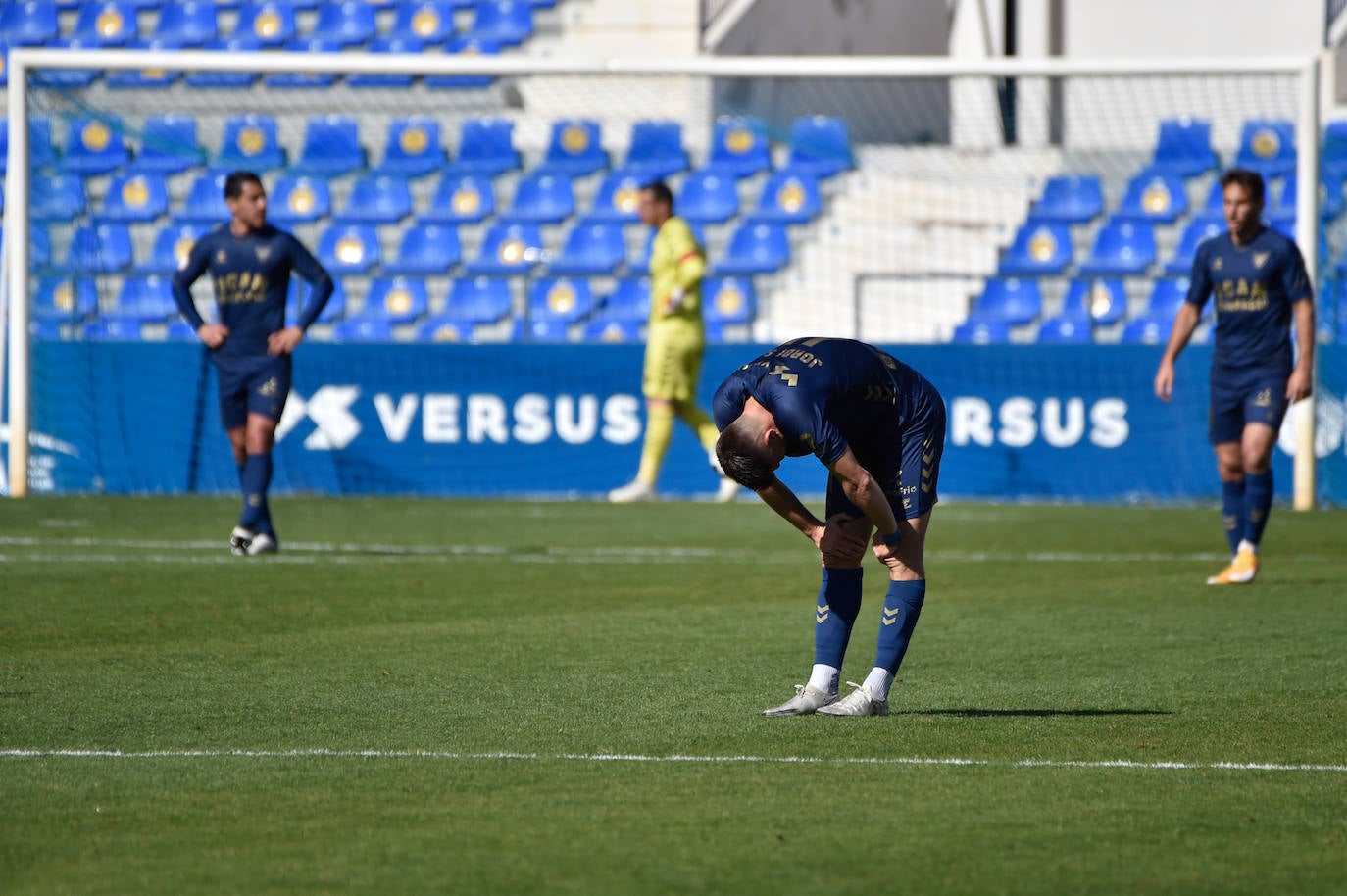 Fotos: El empate entre el UCAM Murcia CF y el Betis, en imágenes