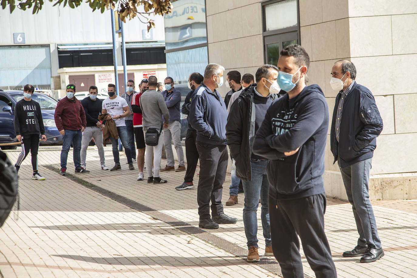 Fotos: Los policías y bomberos de la Región se vacunan contra la Covid-19