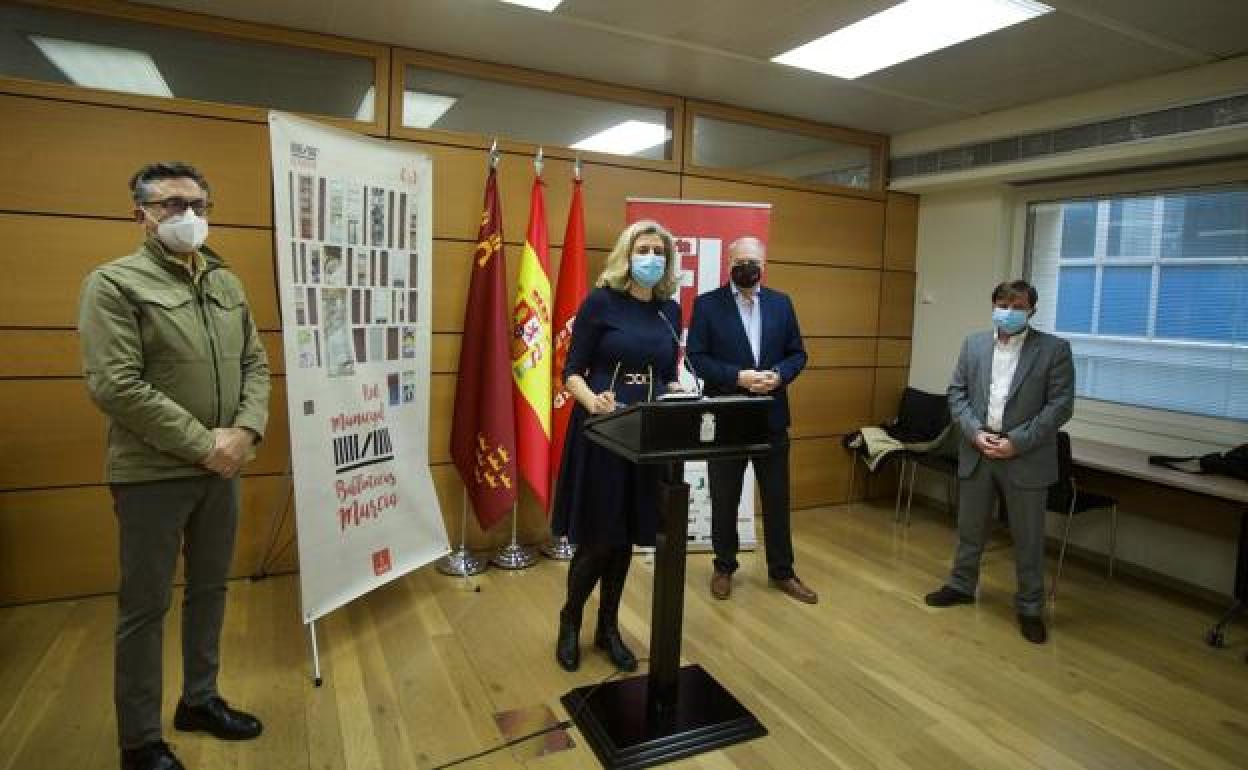 Presentación de las bases del concurso del cartel anunciador de la IV Feria del Libro de Murcia 2021.