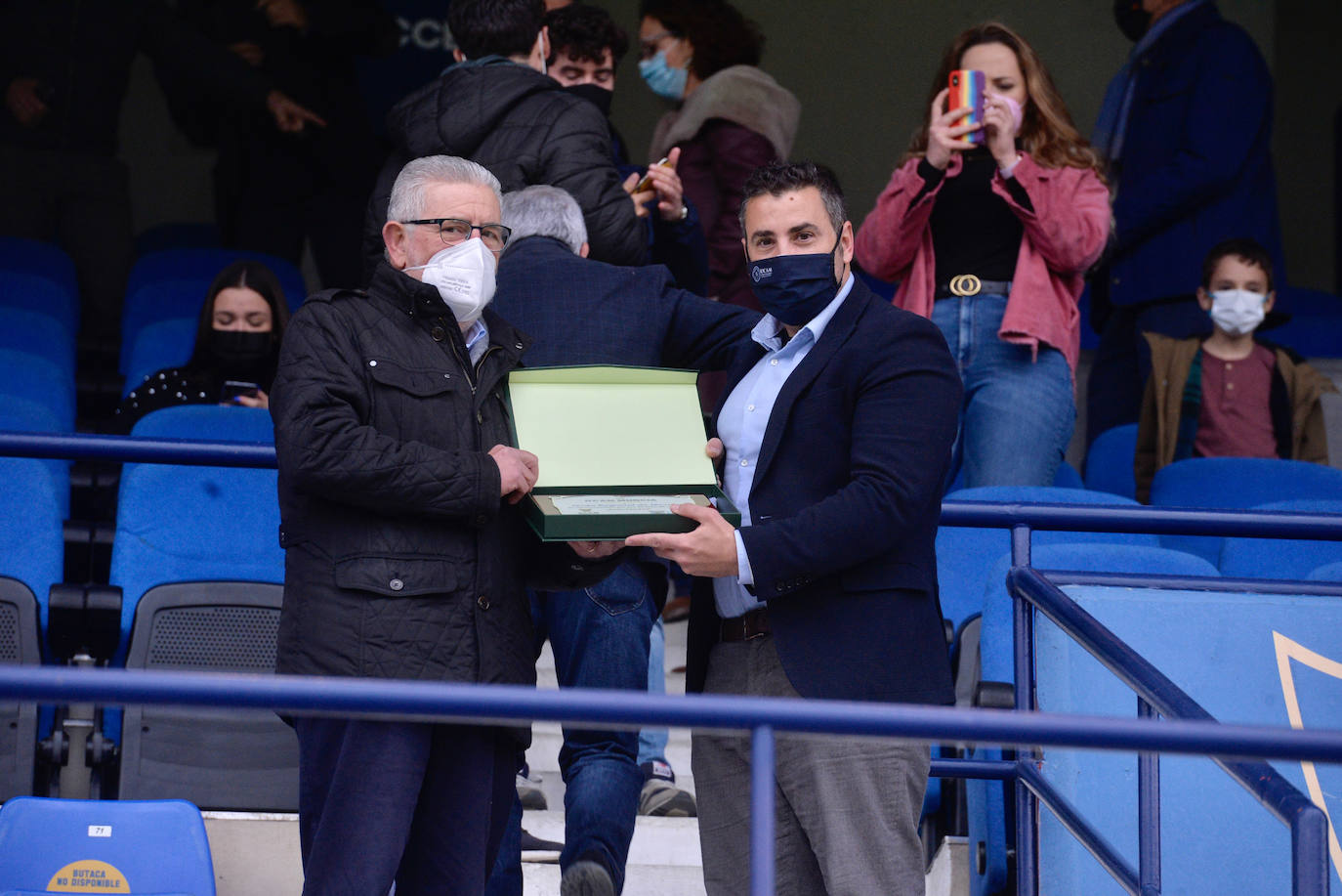 Fotos: Victoria del UCAM ante el Yeclano en el BeSoccer La Condomina