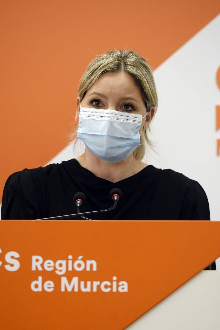 Fotos: Ana Martínez Vidal explica la moción de censura presentada junto al PSOE