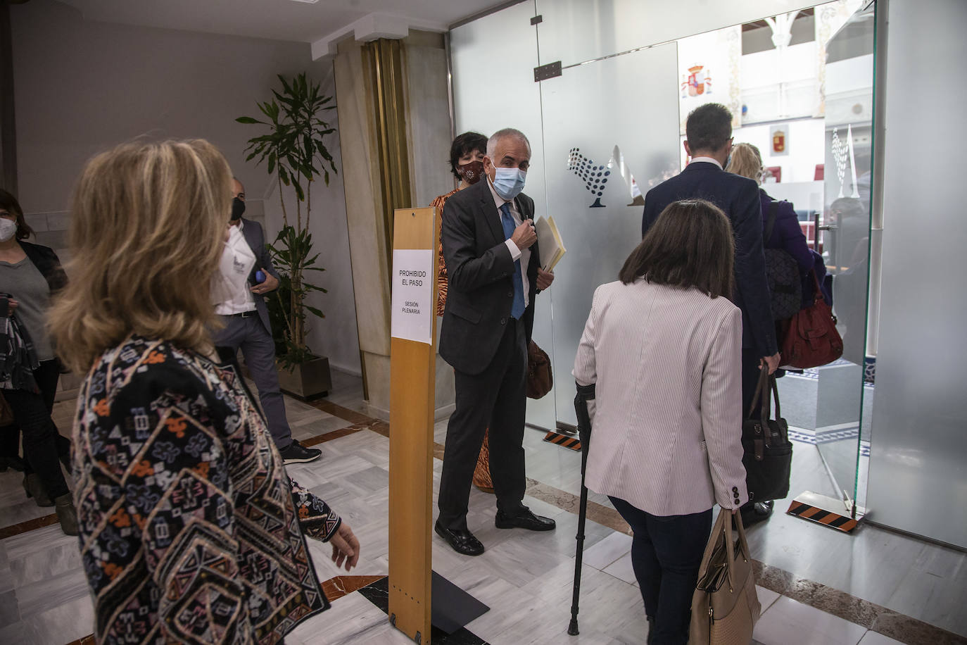 Fotos: PSOE y Cs presentan una moción de censura en la Asamblea Regional