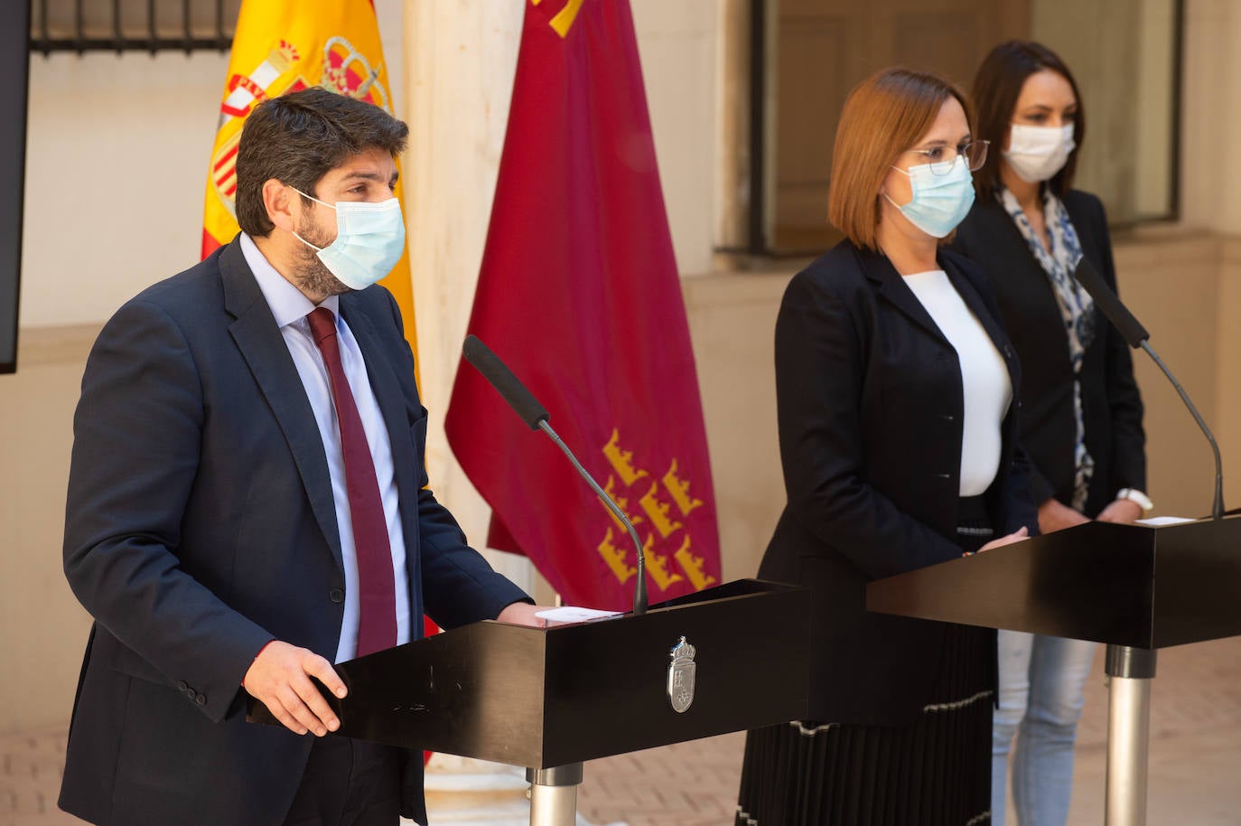 Fotos: Miras y Franco explican el acuerdo alcanzado para desactivar la moción de censura presentada por Ciudadanos y PSOE