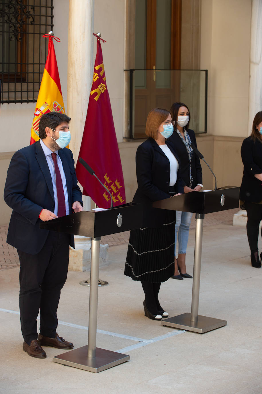 Fotos: Miras y Franco explican el acuerdo alcanzado para desactivar la moción de censura presentada por Ciudadanos y PSOE