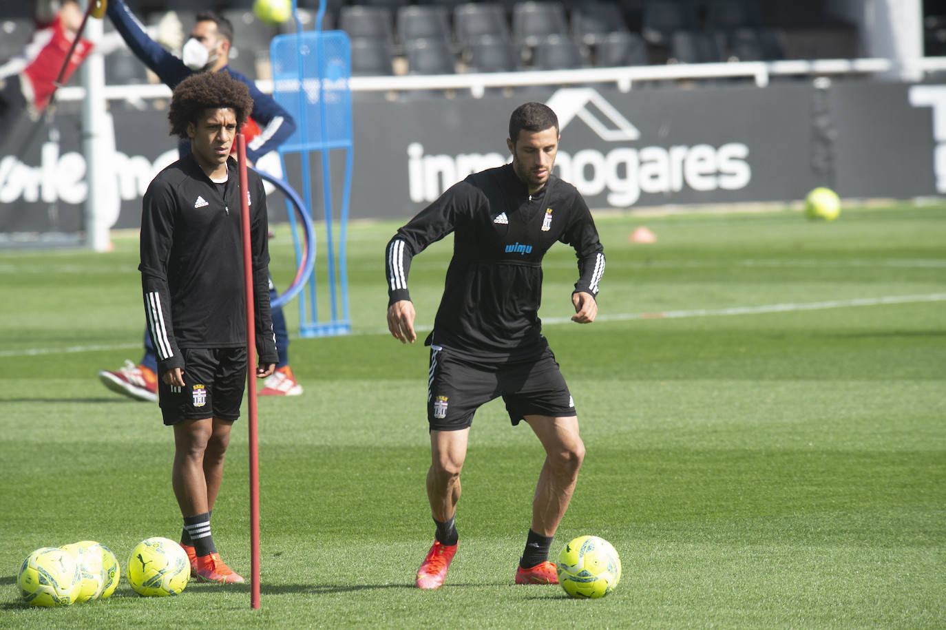 Fotos: El Cartagena se entrena para enfrentarse a la Ponferradina