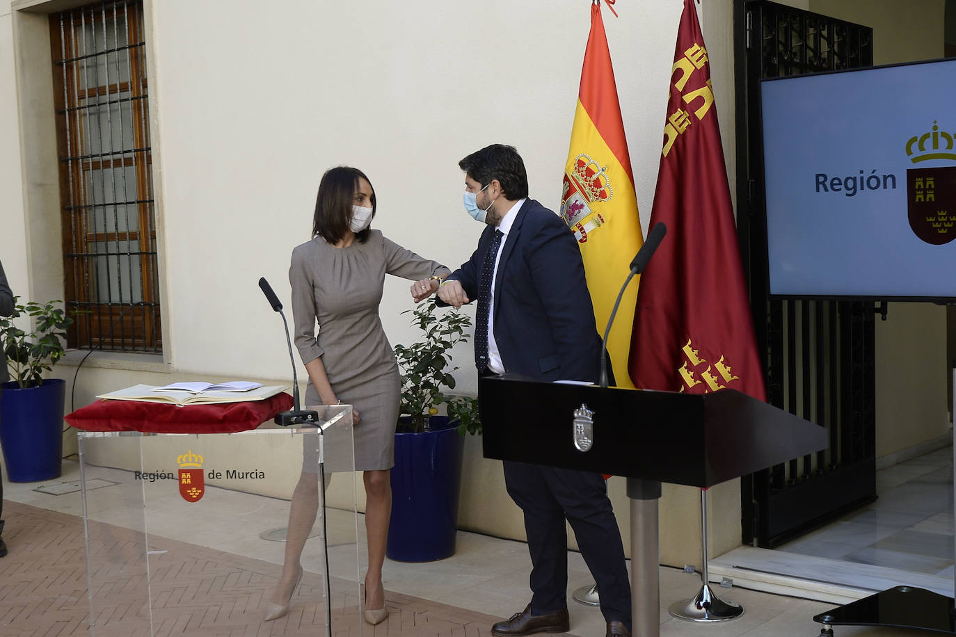 Fotos: Toma de posesión de los nuevos consejeros del Gobierno regional