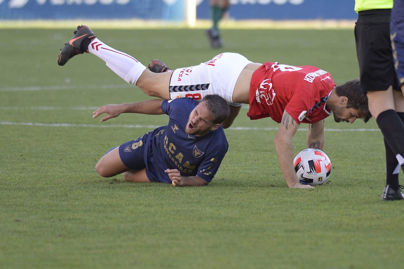 Fotos: El empate entre el UCAM Murcia y el Real Murcia, en imágenes