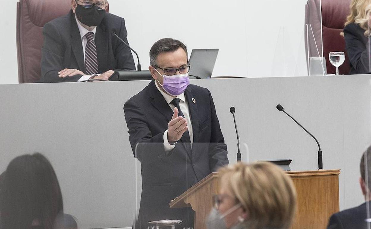 Diego Conesa, en la Asamblea Regional.