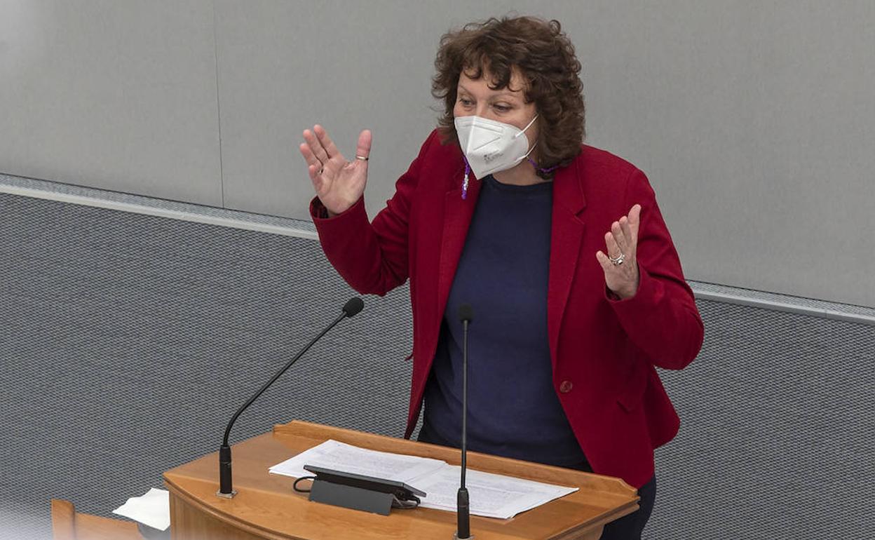 María Marín, en la Asamblea.