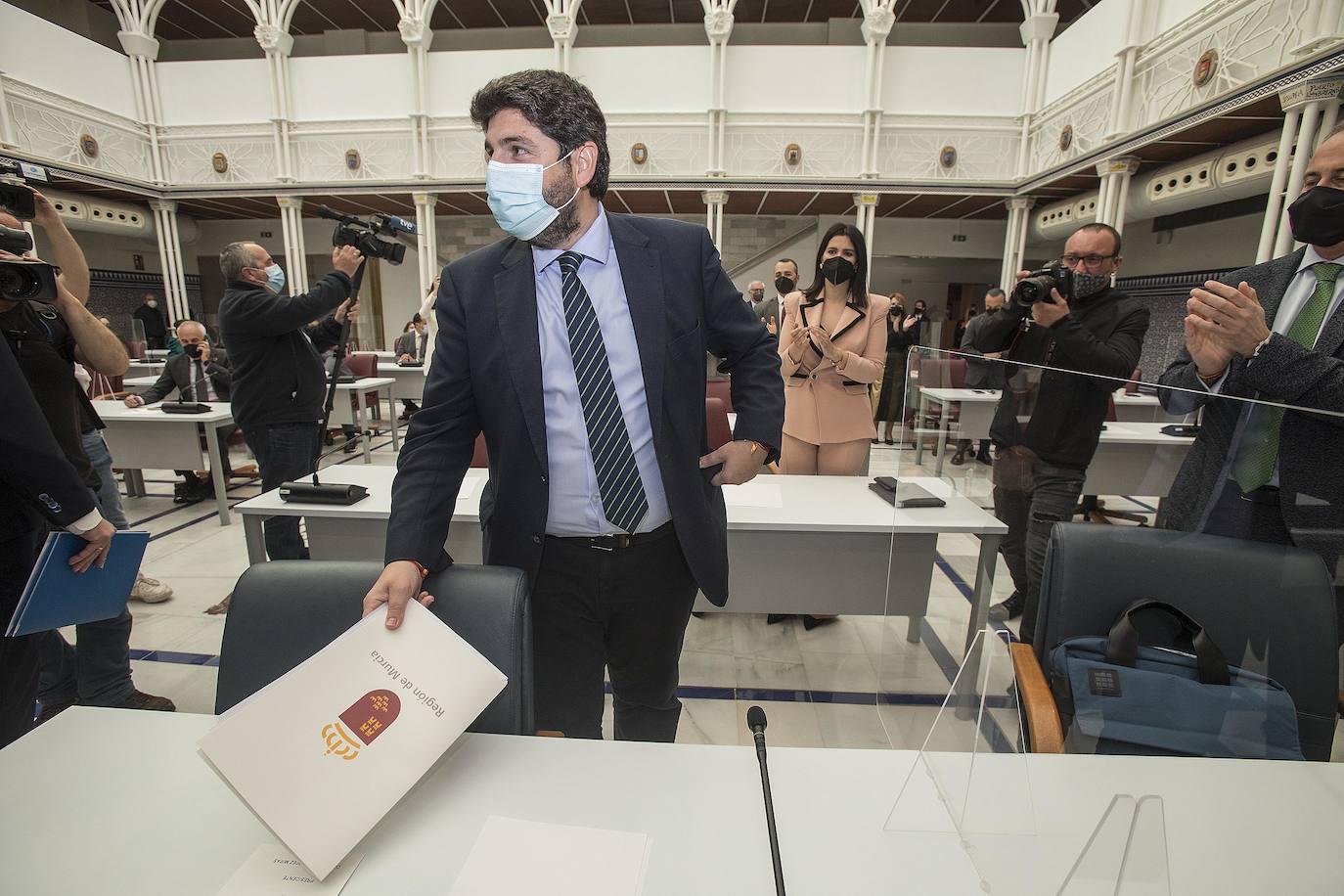 Fotos: Debate de la moción de censura en la Asamblea regional