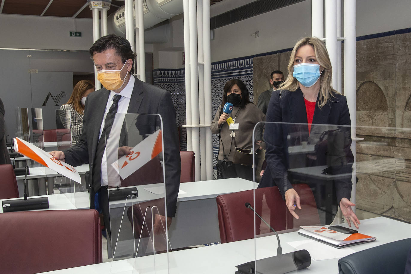 Fotos: Debate de la moción de censura en la Asamblea regional