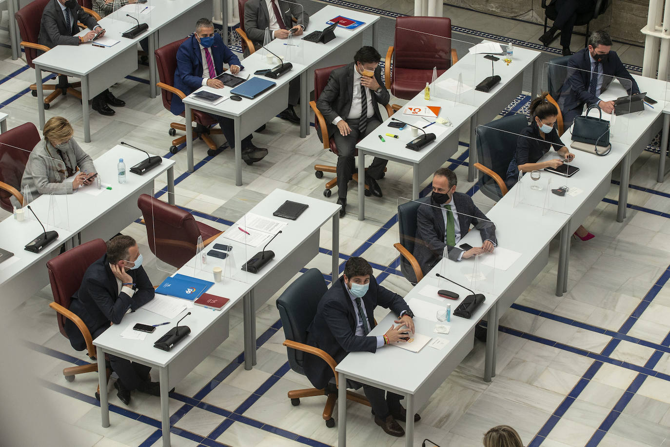 Fotos: Debate de la moción de censura en la Asamblea regional